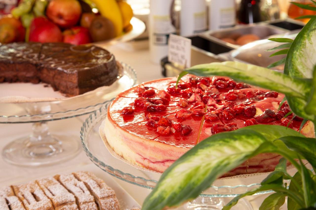 Hotel Gallia Palace 4*