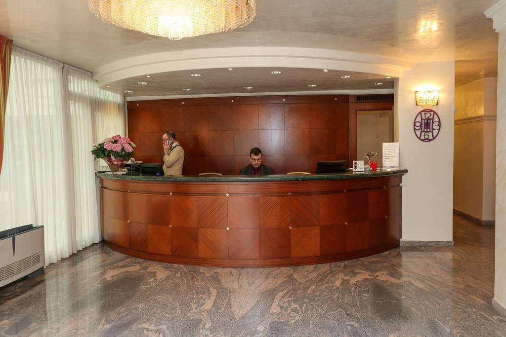Hotel Gallia Palace 4*