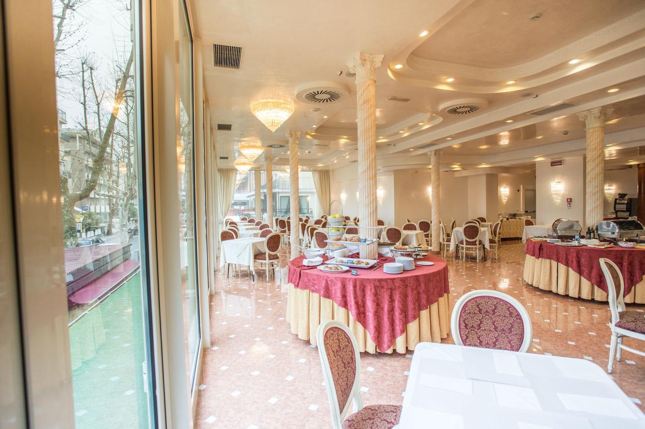 Hotel Gallia Palace 4*