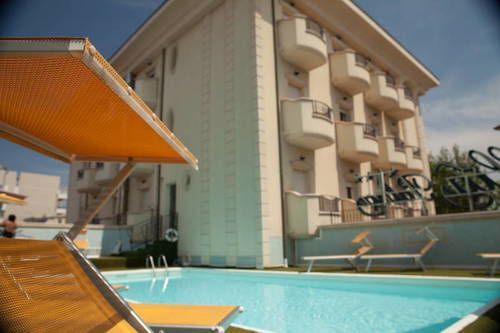 Gallia Palace 4*