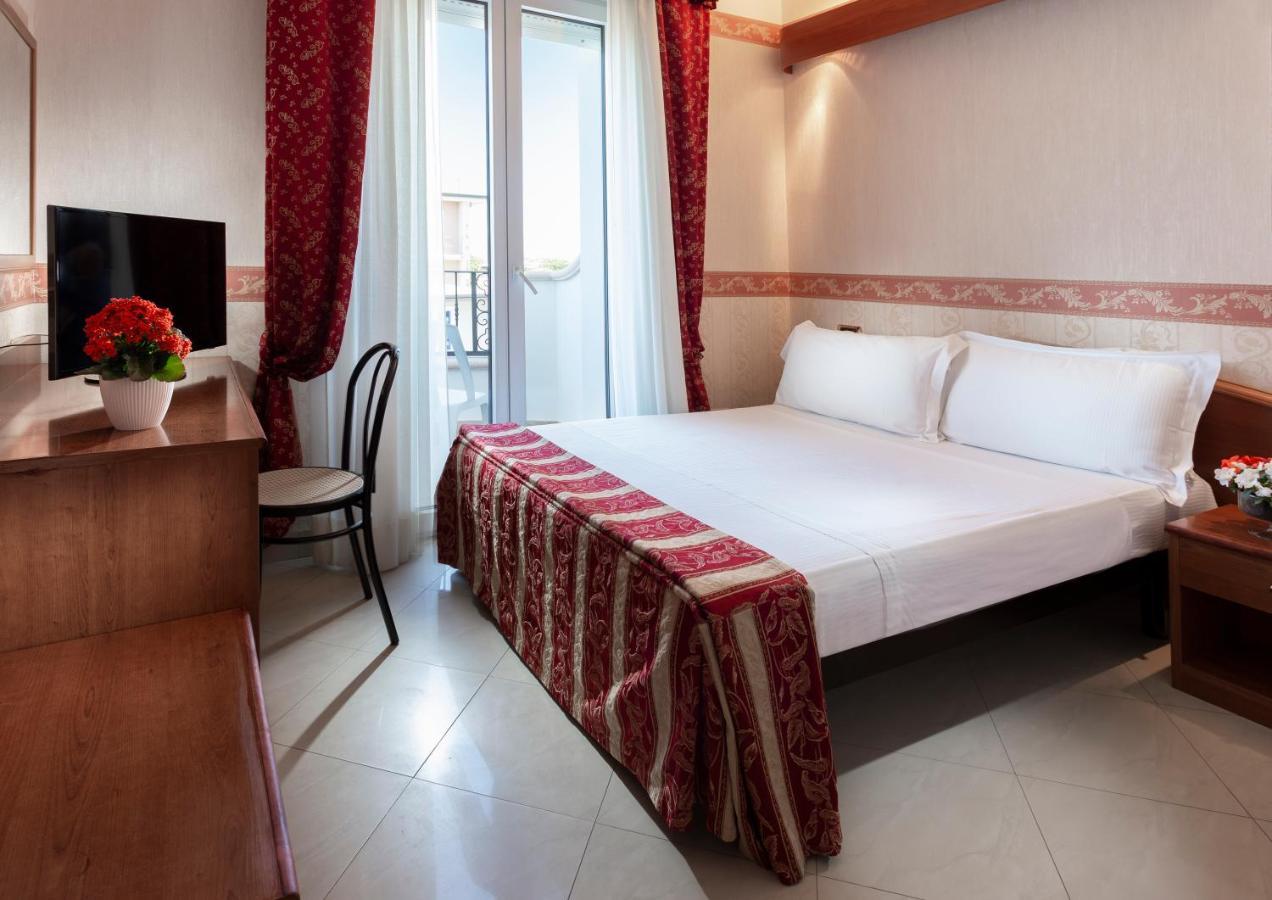 Gallia Palace Hotel 4*