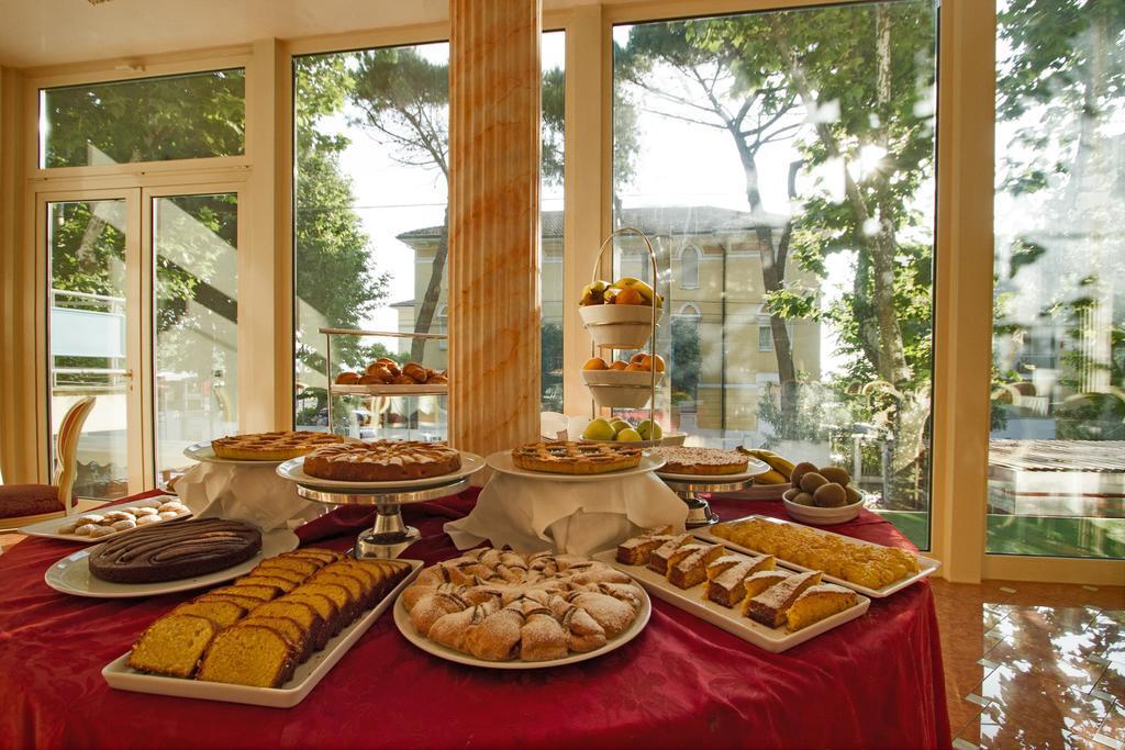 Gallia Palace 4*
